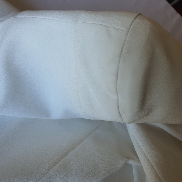 MANGO White Blazer Corporate / Office (CLEARANCE) - Picture 12 of 12